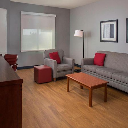 Four Points By Sheraton Houston Hobby Airport Esterno foto