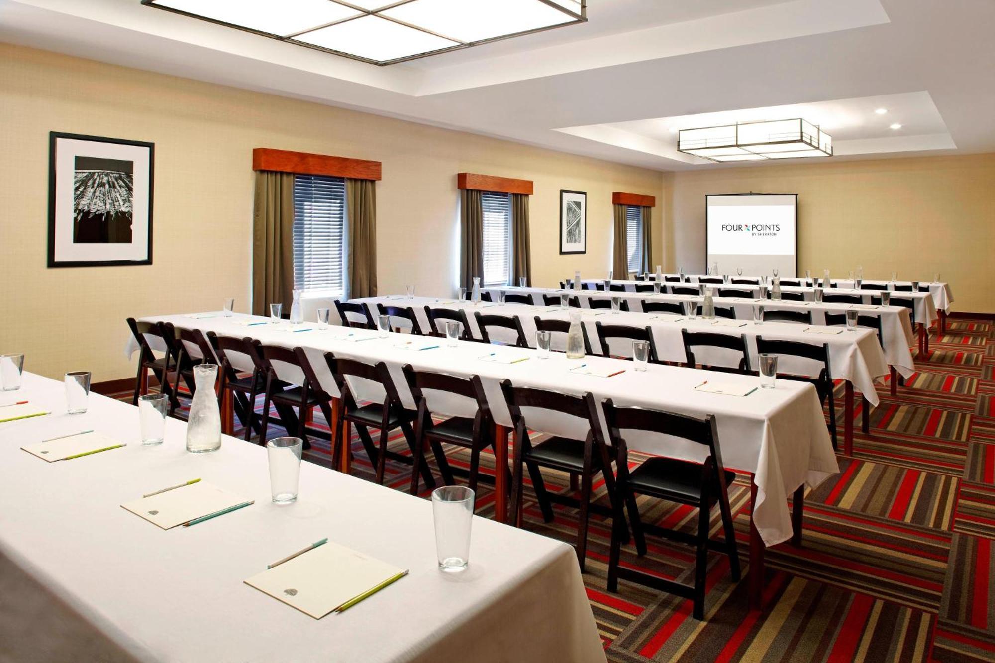 Four Points By Sheraton Houston Hobby Airport Esterno foto